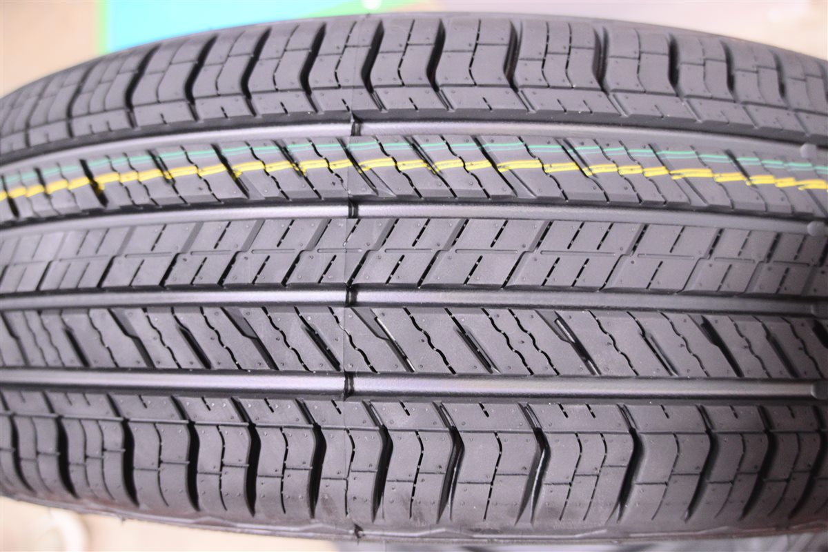 Actual tread photo for 235/65R17